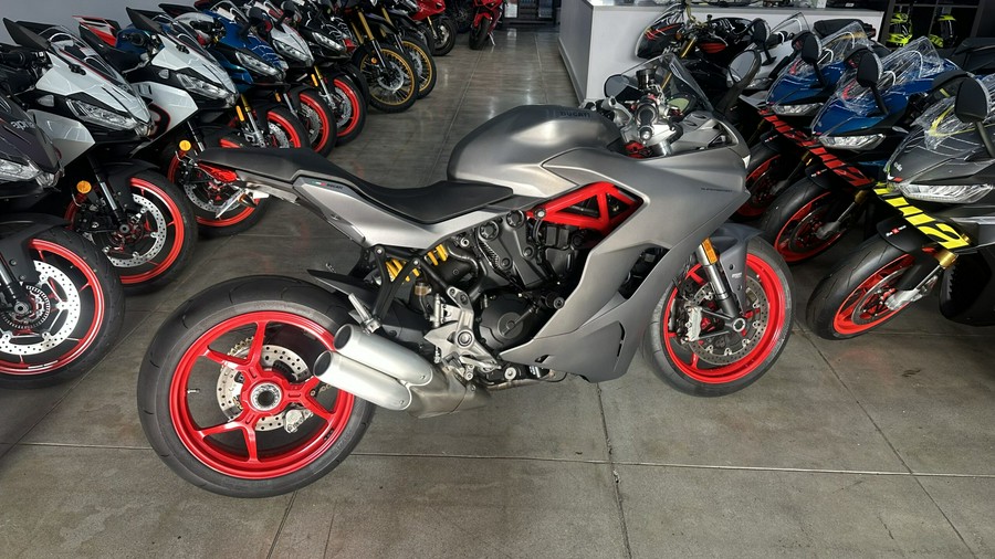 2020 Ducati Supersport 939