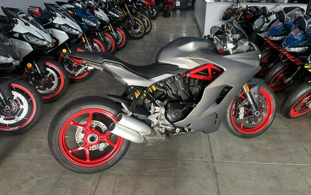 2020 Ducati SuperSport