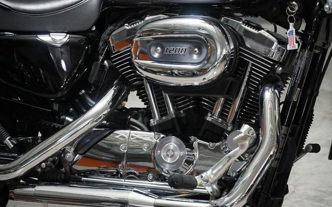 2016 Harley-Davidson® XL1200C - Sportster® 1200 Custom