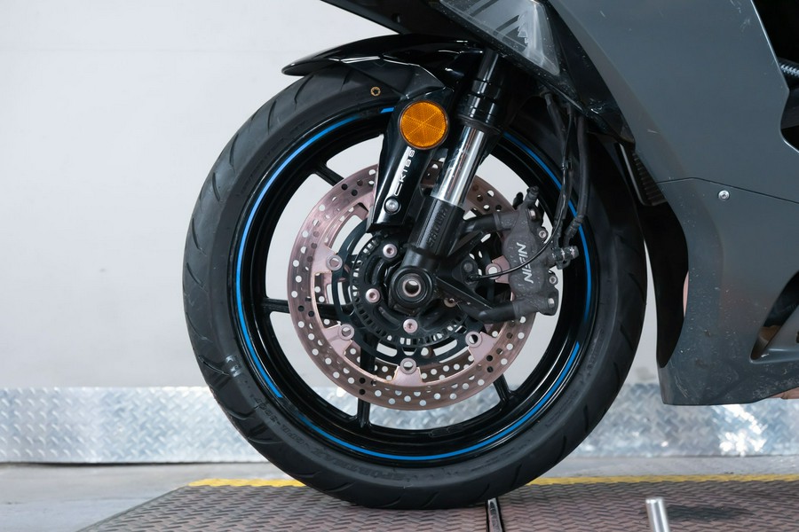 2025 Kawasaki Ninja ZX-6R ABS