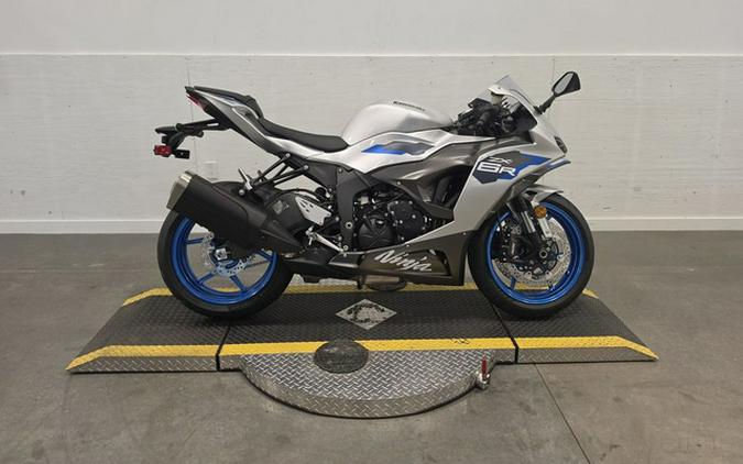 2027 Kawasaki Ninja ZX-6R ABS