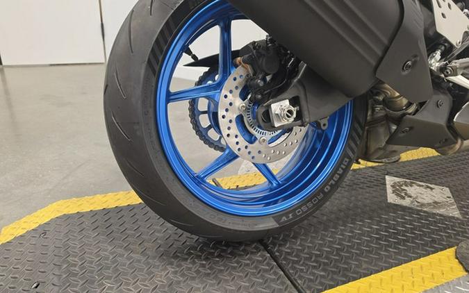 2027 Kawasaki Ninja ZX-6R ABS