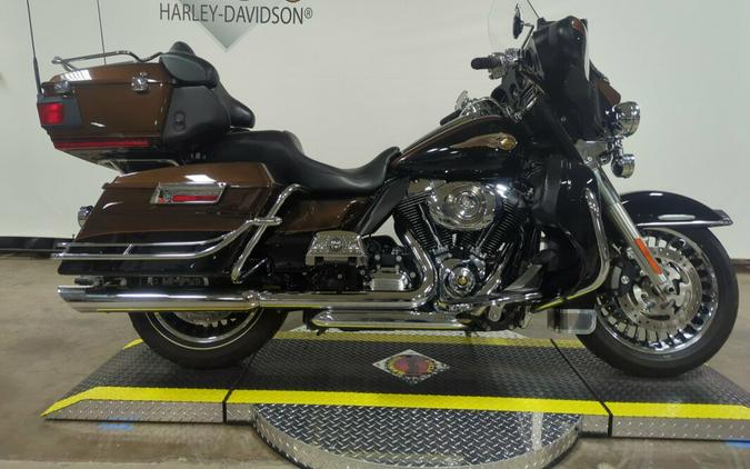 2013 Harley-Davidson® Electra Glide® Ultra Limited Anniversary Vintage Bronze/Anniversary