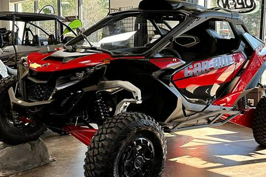 2024 Can-Am Maverick R X