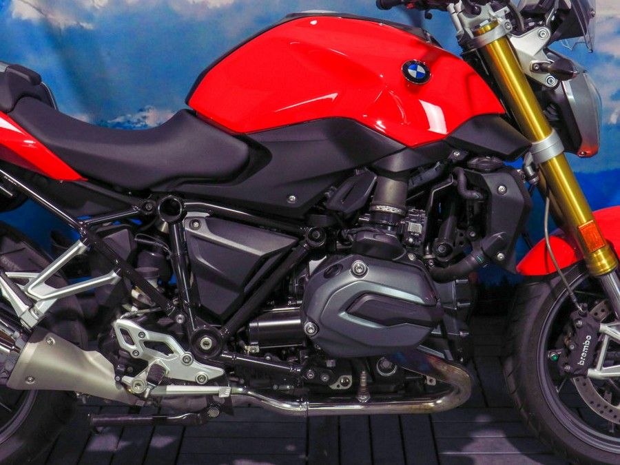 2017 BMW R 1200 R Premium Style 1 Racing Red