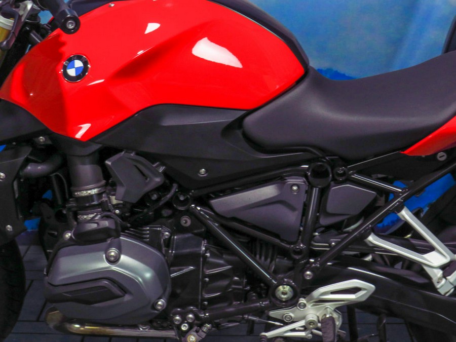 2017 BMW R 1200 R Premium Style 1 Racing Red