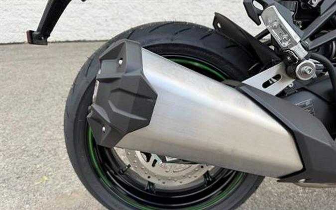 2025 Kawasaki Ninja 1100SX ABS