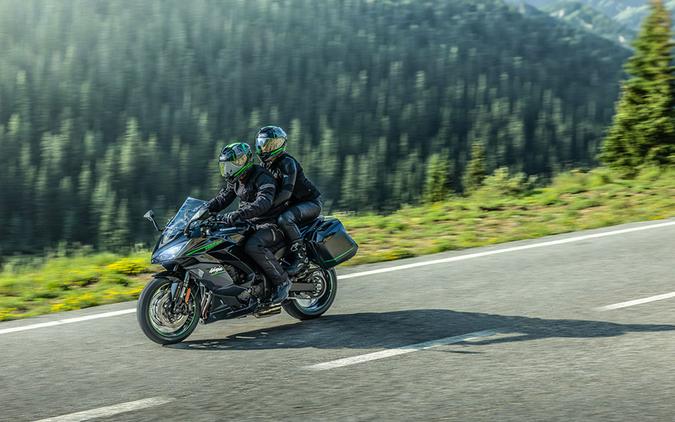 2025 Kawasaki Ninja 1100SX ABS