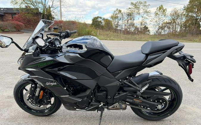 2025 Kawasaki Ninja 1100SX ABS