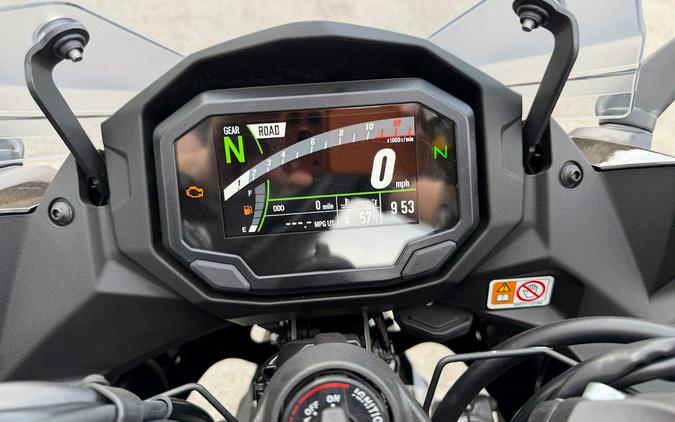 2025 Kawasaki Ninja 1100SX ABS