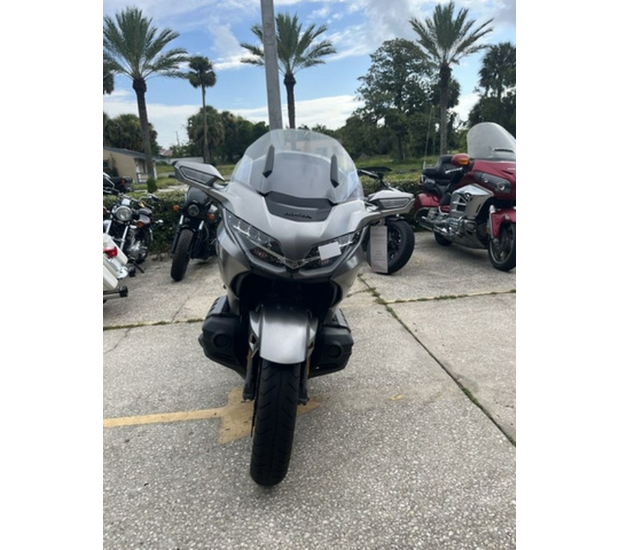 2018 Honda Gold Wing Automatic DCT Matte Majestic Silver