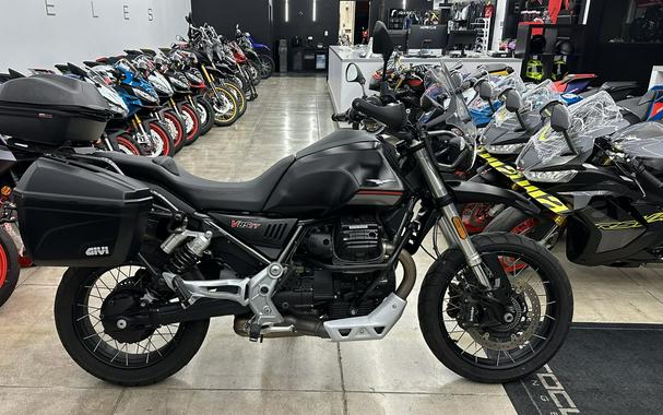 2022 Moto Guzzi V85 TT