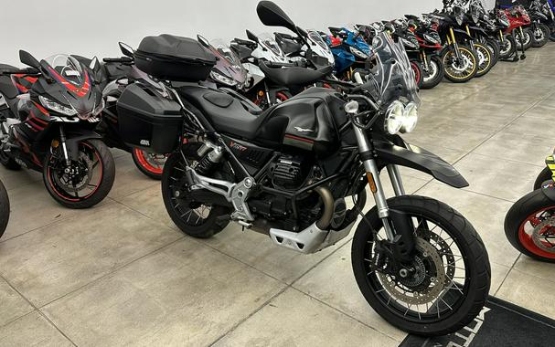 2022 Moto Guzzi V85 TT