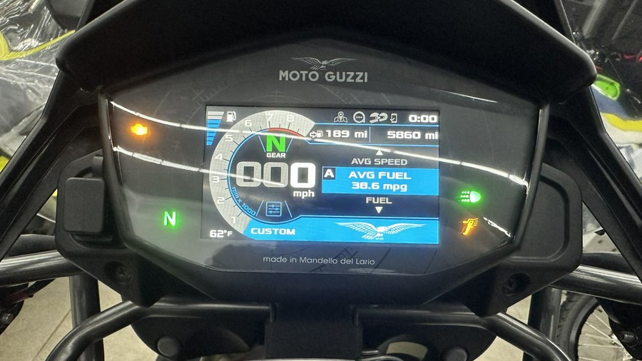 2022 Moto Guzzi V85 TT