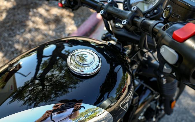 2023 TRIUMPH BONNEVILLE BOBBER CHROME