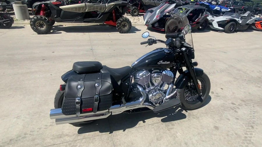 2022 Indian Motorcycle® Super Chief® Limited Black Metallic