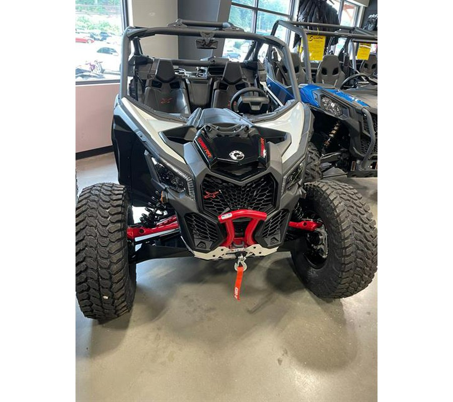 2024 Can-Am Maverick X3 X RC Turbo RR 64