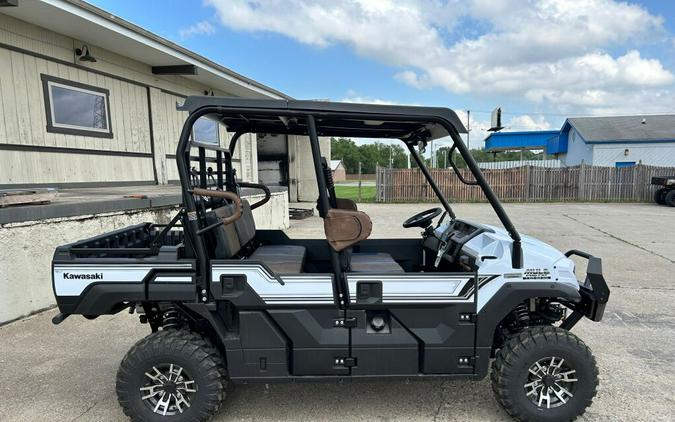 2024 Kawasaki Mule™ PRO-FXT™ 1000 Platinum Ranch Edition