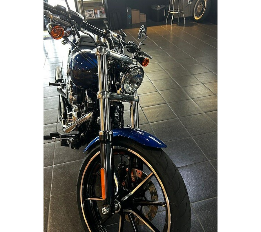 2015 Harley-Davidson Breakout Superior Blue