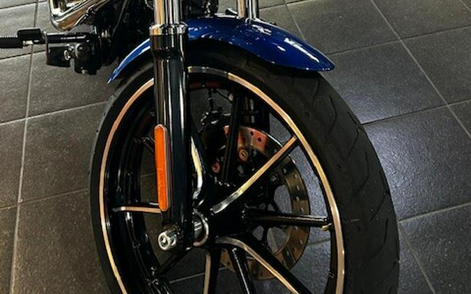 2015 Harley-Davidson Breakout Superior Blue