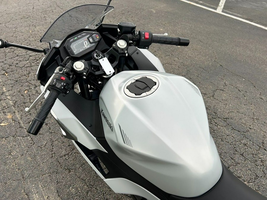 2025 Kawasaki Ninja 500