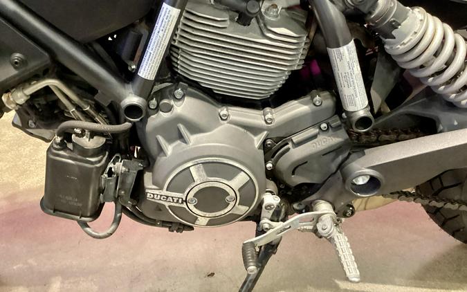 2015 Ducati Scrambler 800