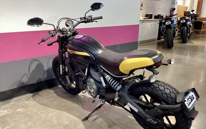 2015 Ducati Scrambler 800