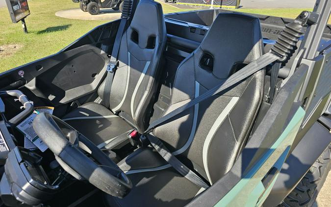 2027 Can-Am Commander DPS 700