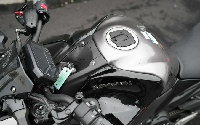2023 Kawasaki Z900 ABS Metallic Black/Graphite Gray/Flat Black
