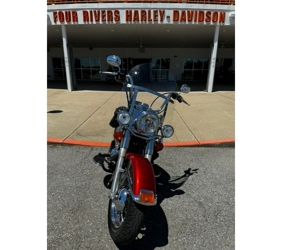 2013 Harley-Davidson Heritage Softail Classic Two-Tone Candy Orange/Beer Bot