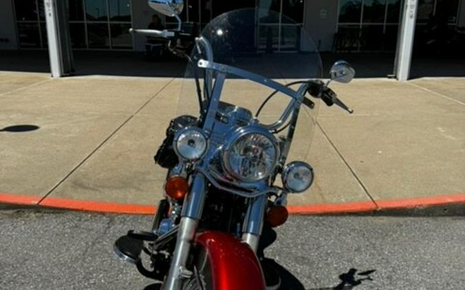 2013 Harley-Davidson Heritage Softail Classic Two-Tone Candy Orange/Beer Bot