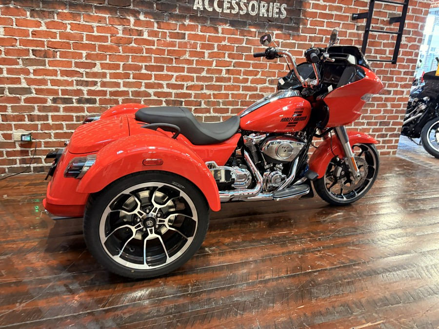FLTRT 2026 Road Glide 3
