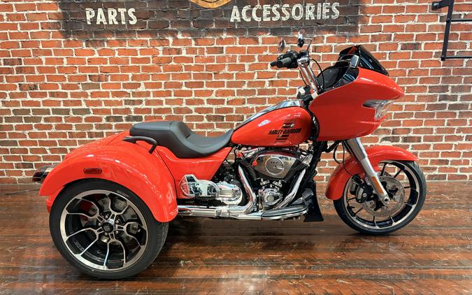 FLTRT 2026 Road Glide 3