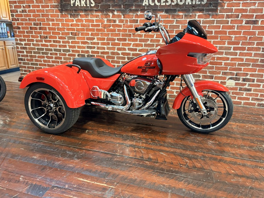 FLTRT 2026 Road Glide 3