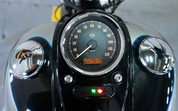 2013 Harley-Davidson Dyna® Wide Glide®
