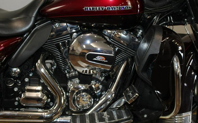 2015 Harley-Davidson® Ultra Limited Low MYS RED/CAYENNE W/ PINSTRIP