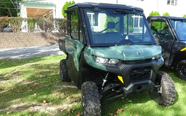 2026 Can-Am Defender DPS CAB