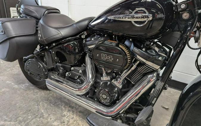 2019 Harley-Davidson Softail FLHCS - Heritage Classic 114