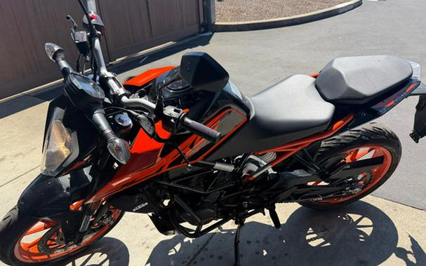 2020 KTM Duke 200