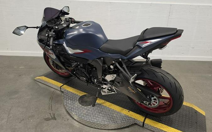 2027 Kawasaki Ninja ZX-6R ABS