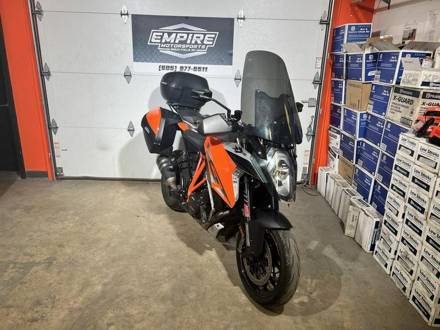 2017 KTM 1290 Super Duke GT