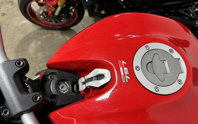 2017 Ducati Monster 797 Ducati Red