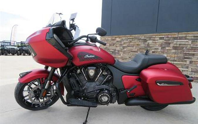 2024 Indian Motorcycle Challenger® Dark Horse®