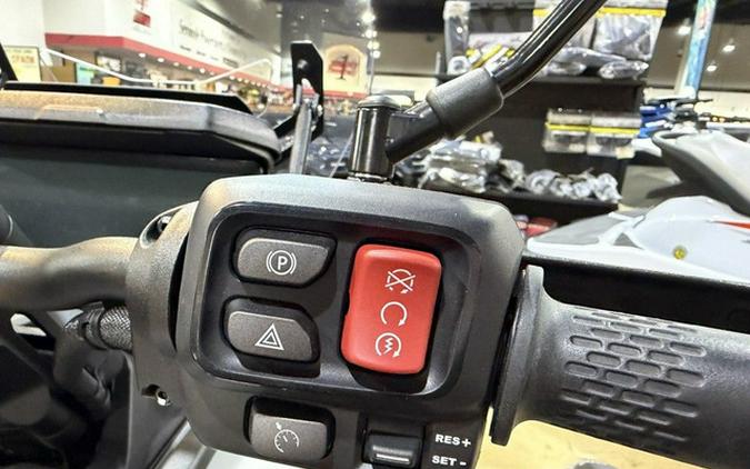 2025 Can-Am Canyon? XT