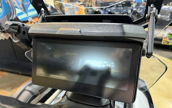 2025 Can-Am Canyon? XT