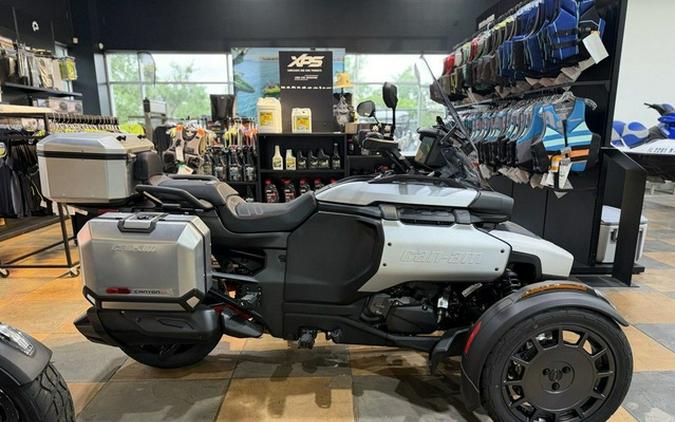 2025 Can-Am Canyon? XT