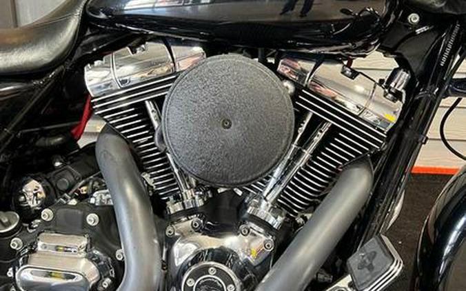 2015 Harley-Davidson® FLTRX - Road Glide®