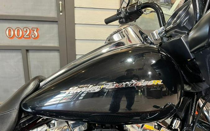 2015 Harley-Davidson® FLTRX - Road Glide®