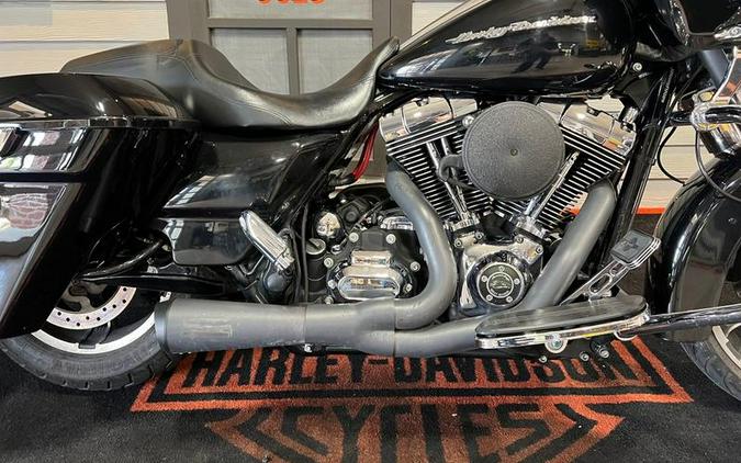 2015 Harley-Davidson® FLTRX - Road Glide®