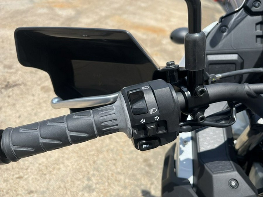 2025 Kawasaki KLR 650 Pearl Crystal WhiteMetallic Carbon Gray